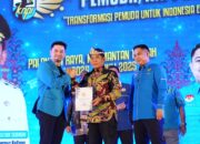 Komitmen Pembangunan Pemuda, Gubernur Raih Penghargaan Indonesia Youth Award 2025 