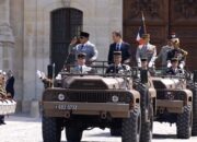 Mulai Kunjungan di Paris, Prabowo Disambut di Istana Elysee
