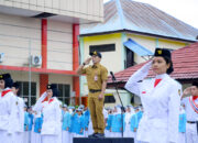 Jadi Pembina Upacara, Sekprov berikan Motivasi para Pelajar SMK Negeri 1 Tanjung Selor