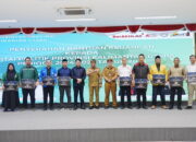 Bantuan Keuangan Parpol Diserahkan, Gubernur Ajak Bangun Demokrasi yang Lebih Berkualitas