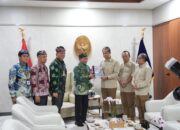 Gubernur Paparkan Kesiapan Total Sekolah Rakyat di Hadapan Menteri Transmigrasi